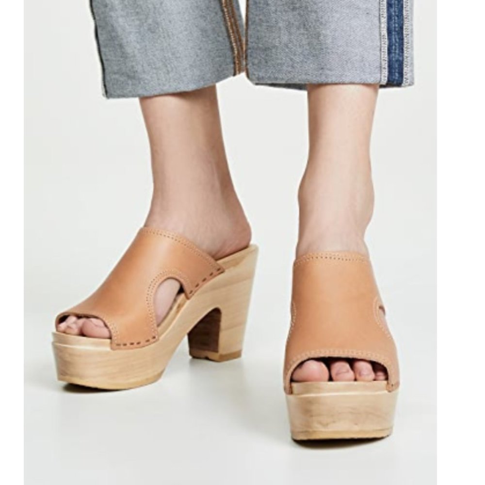 NO. 6 ALEXIS CUTOUT LEATHER PLATFORM CLOGS 37